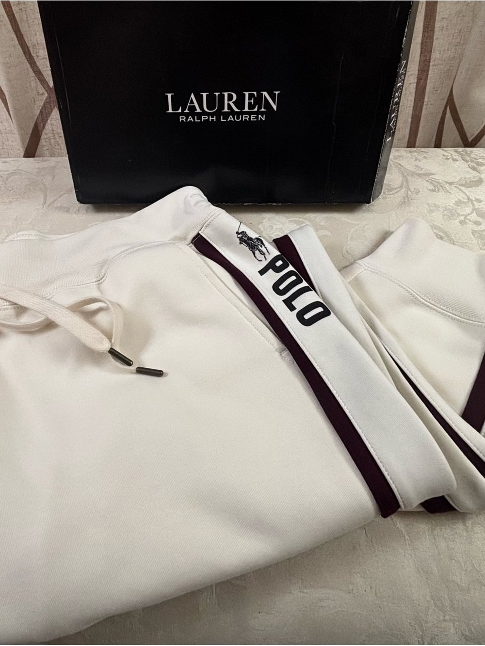 🆕 Ralph Lauren Cream striped Joggers👖